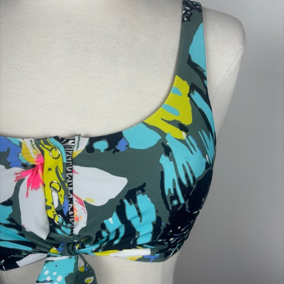 Topical Adjustable Bikini Thong Set - Picture 6 of 6